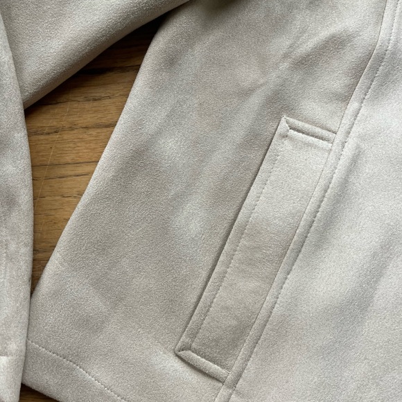 Bagatelle collection woman’s size large polyester/spandex cream colored jacket - Picture 5 of 9